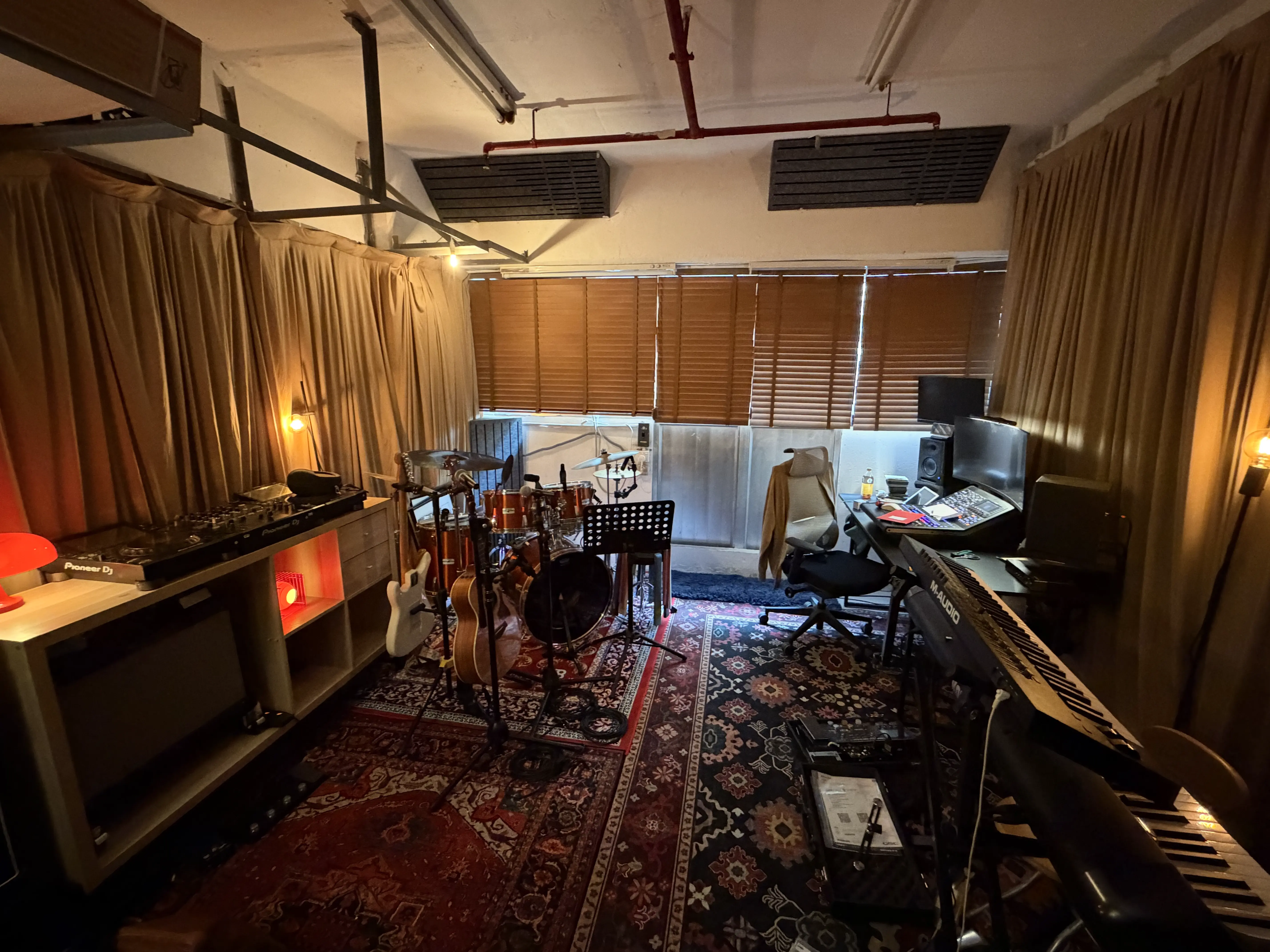 Studio main room
